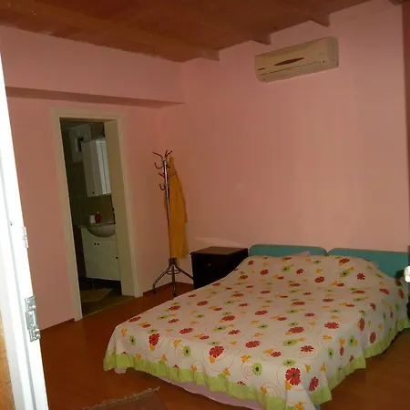 Фермерский дом Ciftlik Evi Кушадасы