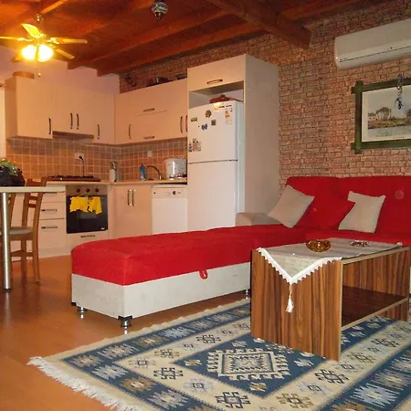 Ciftlik Evi