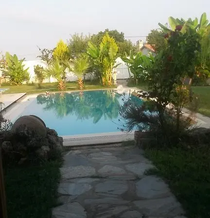 Ciftlik Evi