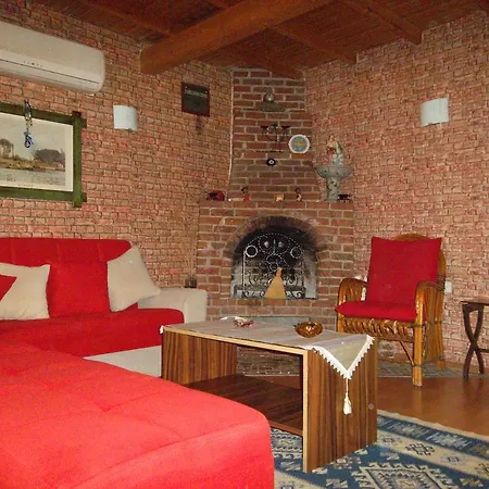 Ciftlik Evi Kusadası